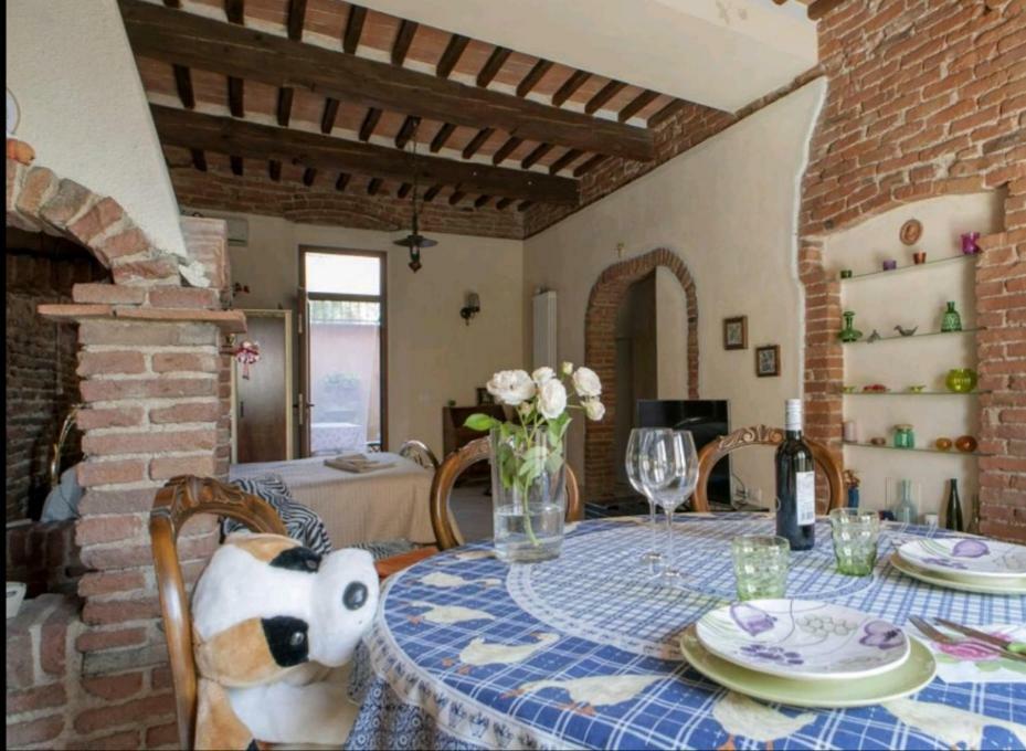 Taverna Rustica In Toscana Fucecchio Eksteriør billede